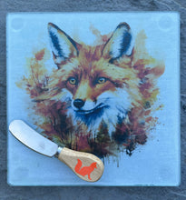 Load image into Gallery viewer, Cheese plate/trivet, Foxes single image, assorted designs