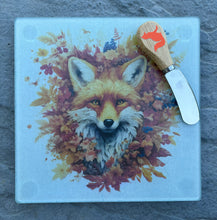 Load image into Gallery viewer, Cheese plate/trivet, Foxes single image, assorted designs