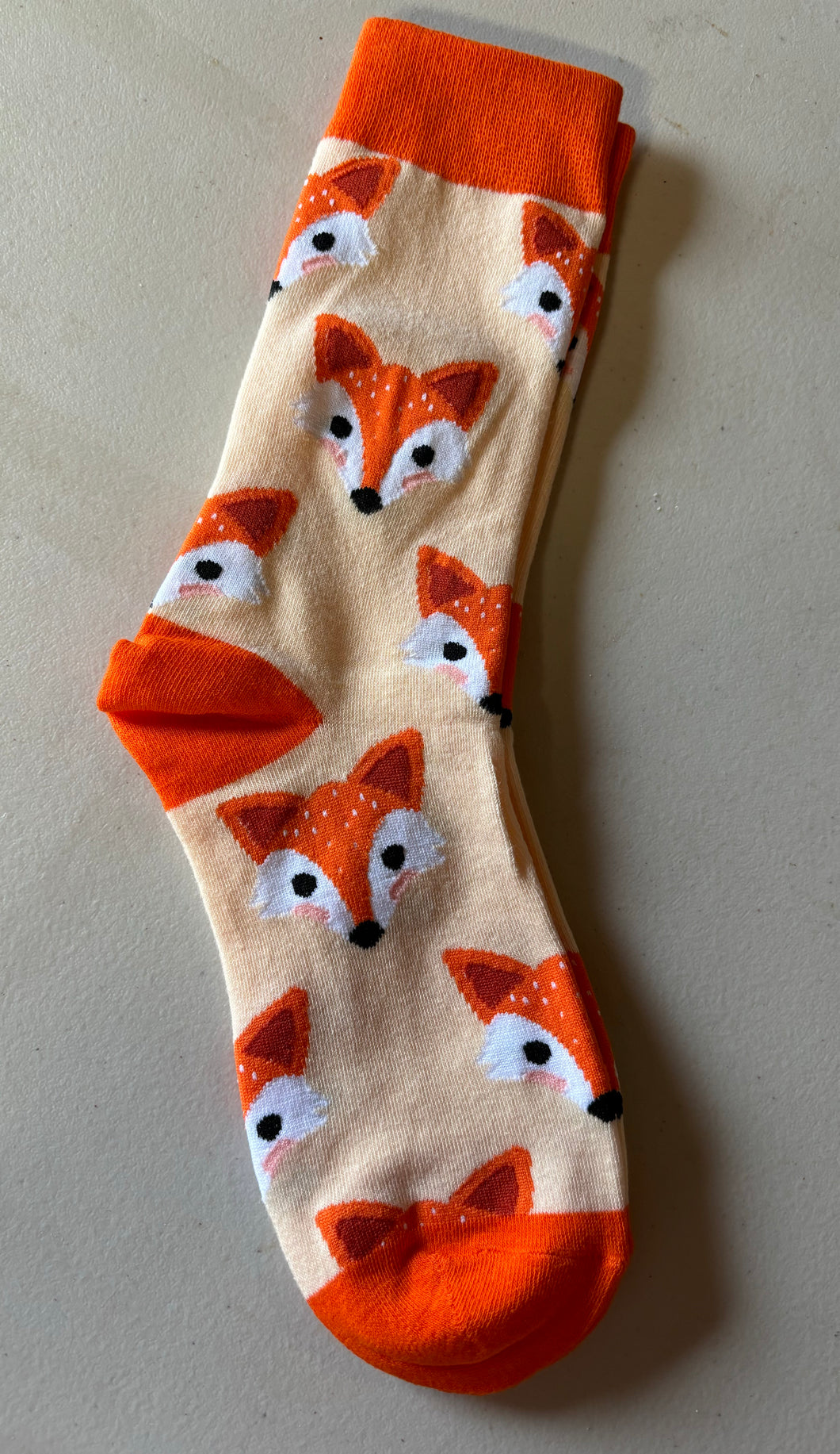 Socks, Bright foxes