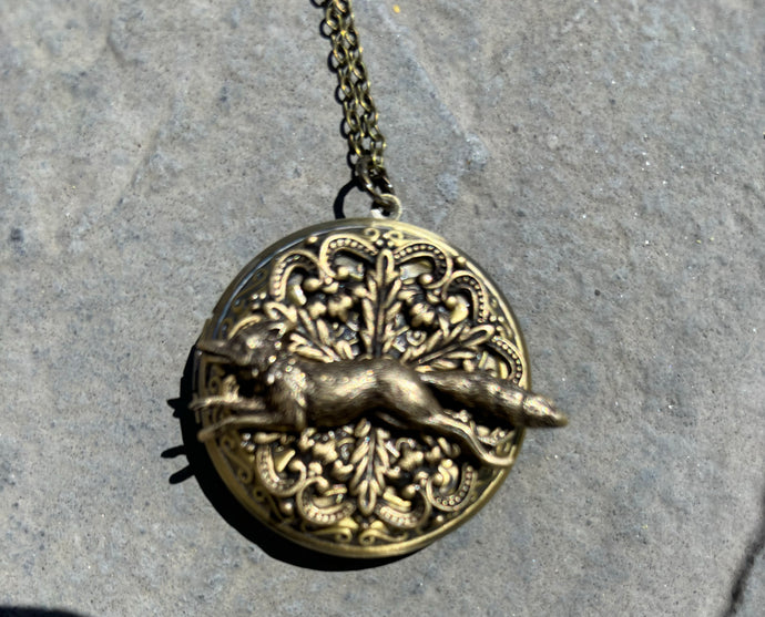 Necklace, Fox locket