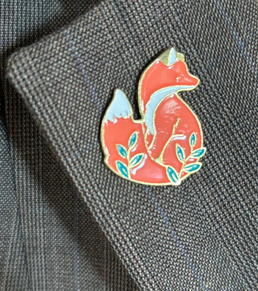 Pin, Sitting Fox, enamel