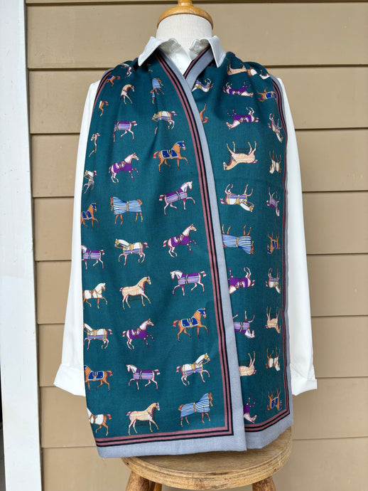 Scarf, Horses in blankets