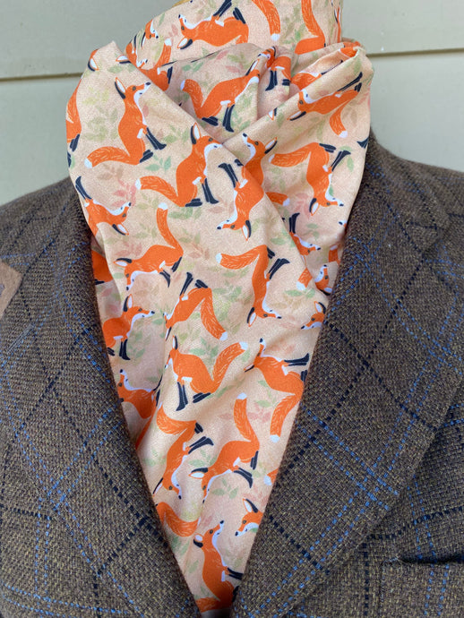 Stock tie, Lots of foxes