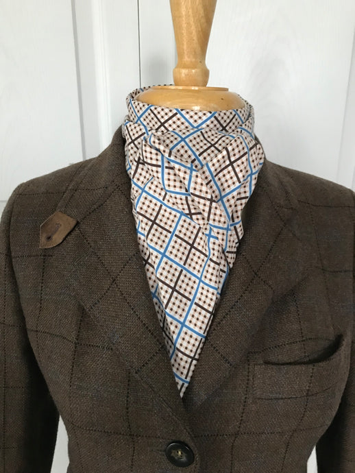 Stock tie, Squares and dots