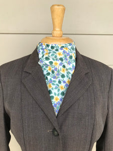 Stock tie, Briar flowers