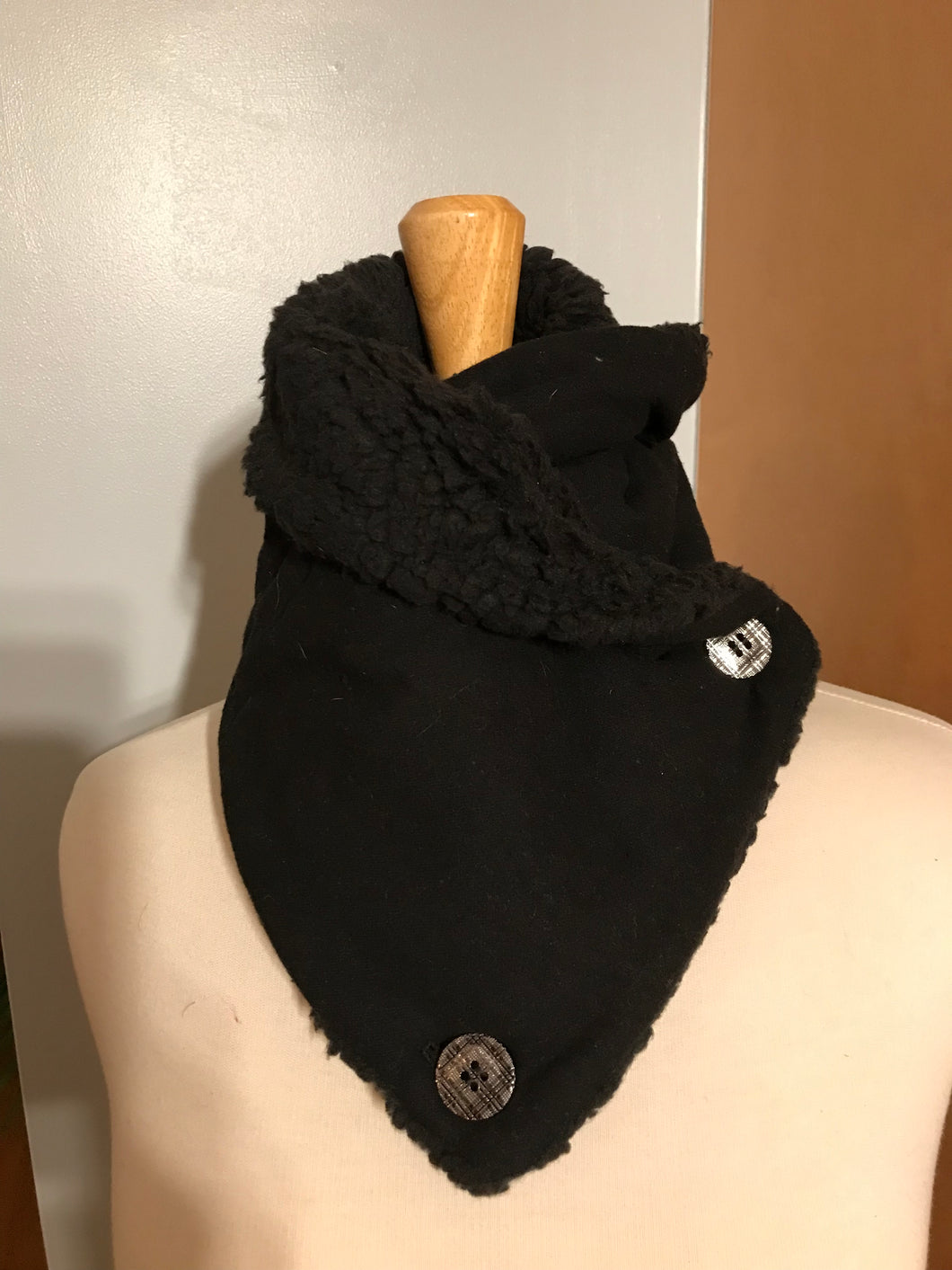 Neck wrap, Black