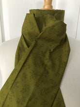 Load image into Gallery viewer, Stock tie, Olive green/ tiny leaves